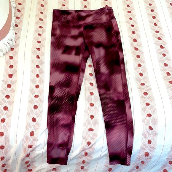 Athleta Elation 7/8 leggings
